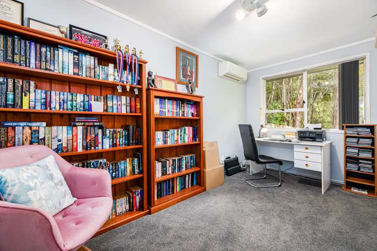 51 Onedin Place Titirangi_15