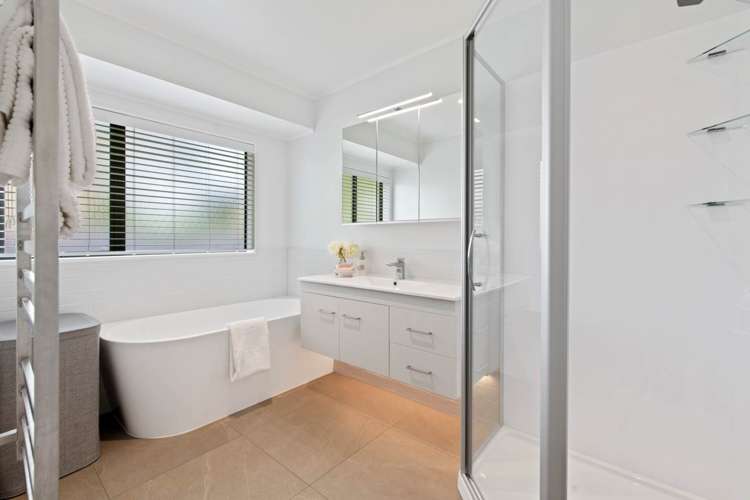 4 Riplington Road Huntington Park_13