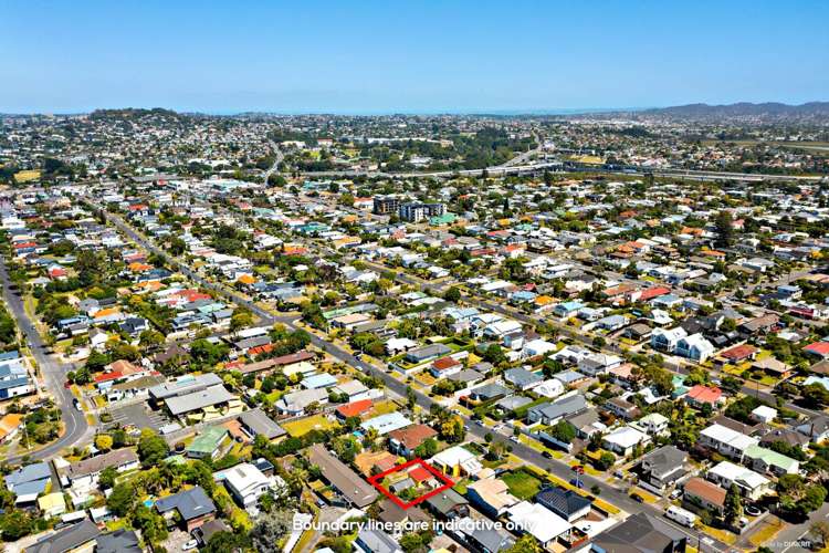 107a Kiwi Road Point Chevalier_14