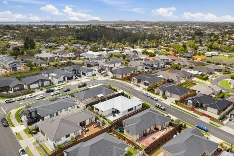 3 Tararua Street Massey_33