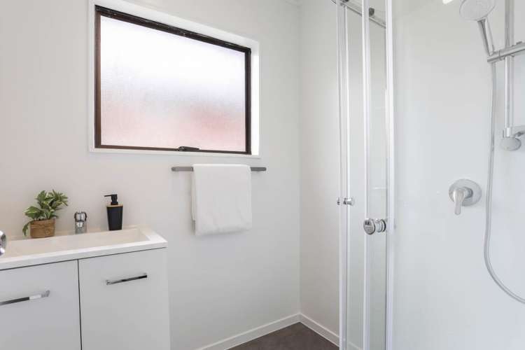 2/58 Clevedon Road Papakura_12