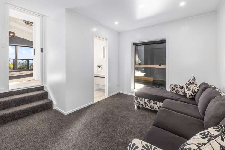 7 Tregear Place Camborne_16