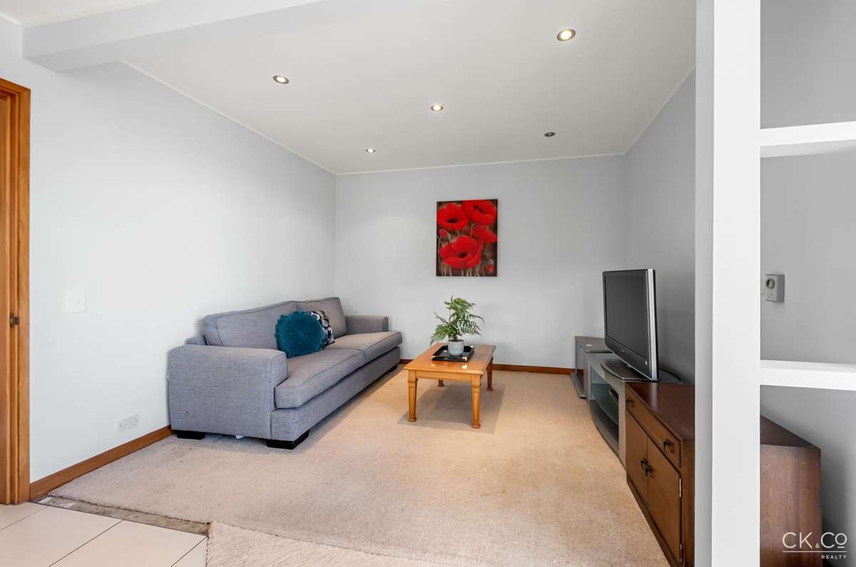 72A Chatsworth Road_5