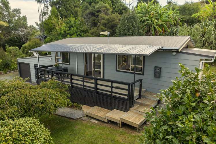 99 Totara North Road_3