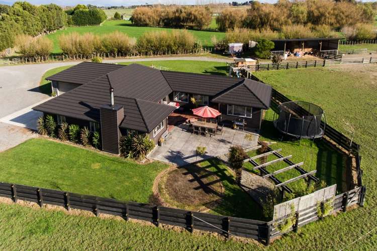 222 Oroua Road Kairanga_22