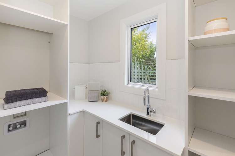 13 Idris Road_3