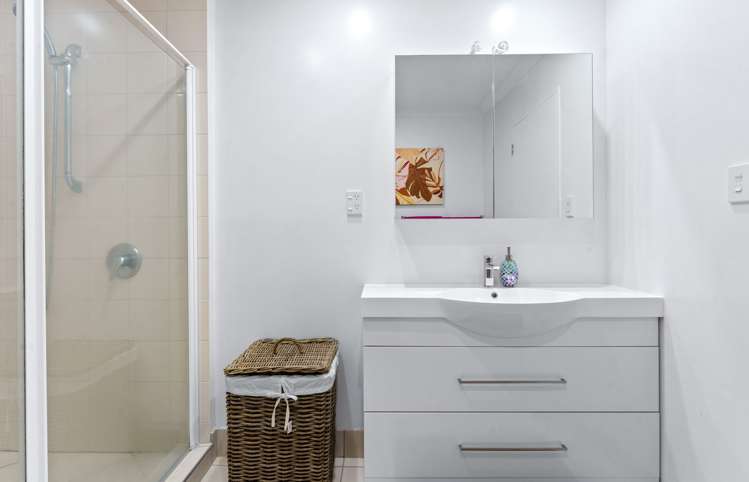 6/5 Monte Cassino Place Birkdale_19