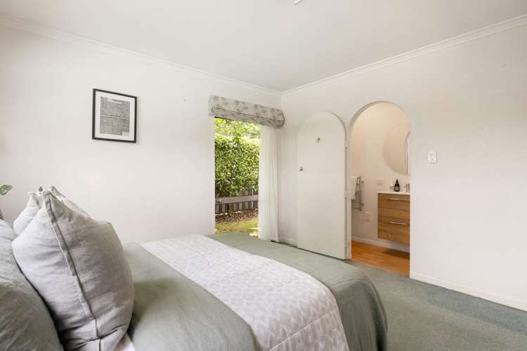 61 Chedworth Avenue Chartwell_19