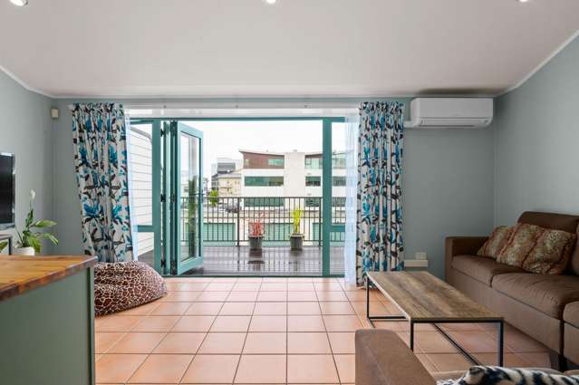 8/11 Bryce Lane Hamilton Central_1