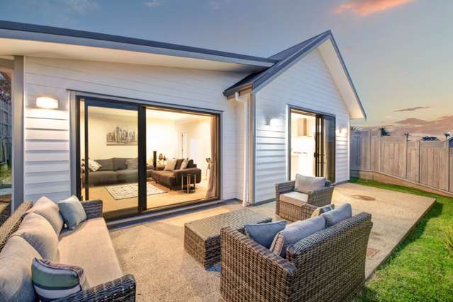 Impressive & Stylish-Modern Living in Gulf Harbour