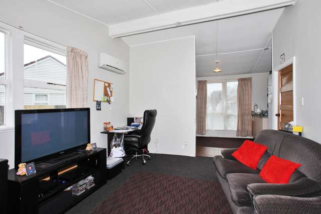 5 Betty Place Aranui_3