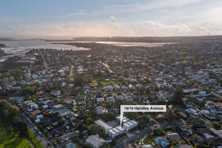 1/18 Handley Avenue Narrow Neck_31