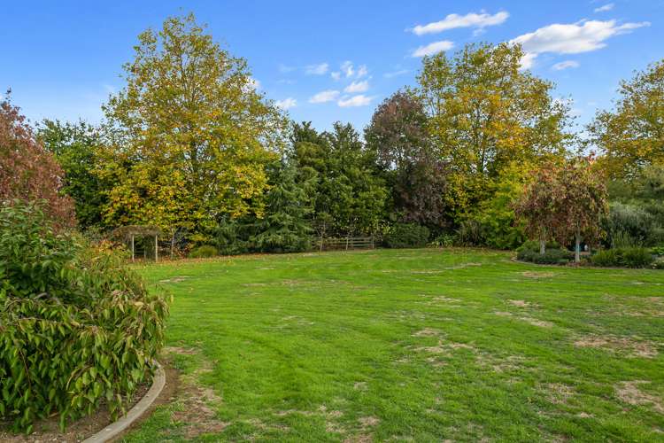 78 Amelia Place Leamington_15