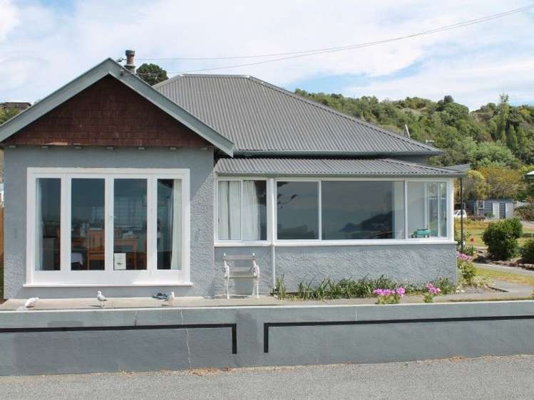 172 Esplanade Kaikoura_0