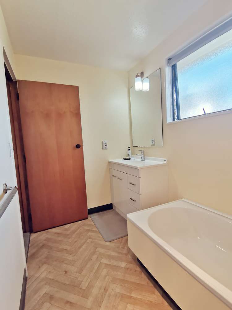 2 Whitcombe Terrace Hokitika_10