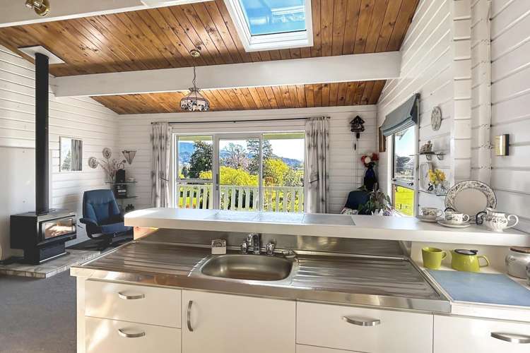 42 Rototai Road Takaka_5