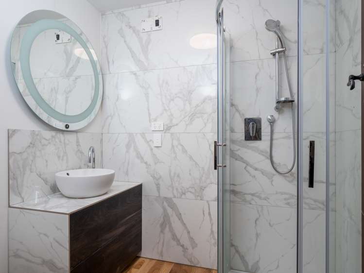 85 Arawata Terrace Fernhill/Sunshine Bay_22