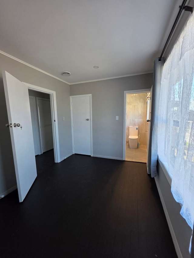 22 Ernie Pinches Street Wesley_4