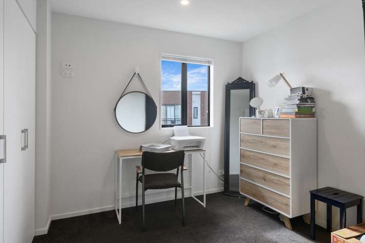 54/10 Buffon Street Waltham_6