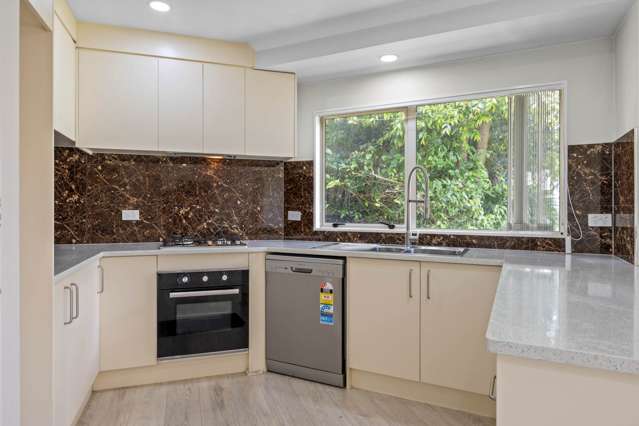 3/8 Saints Court Manurewa_4