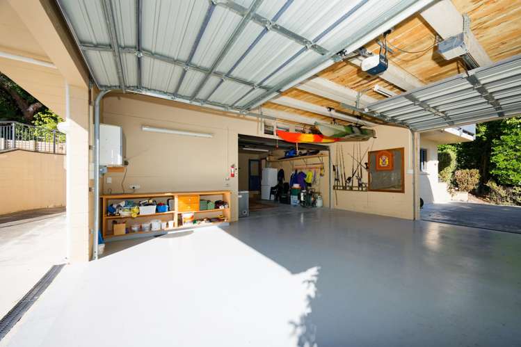 22a Kotuku Road South Bay_22