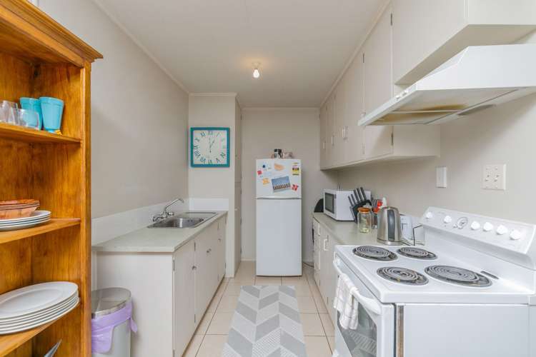 2/108 Titirangi Road New Lynn_18