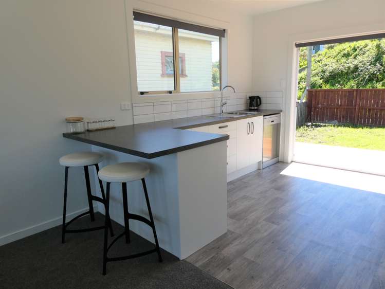 10 Fox Street Cobden_23