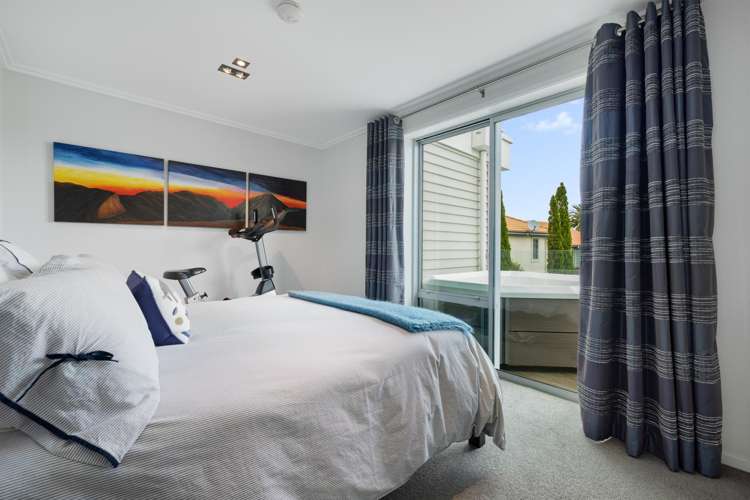 3/104 Harbour Drive Otumoetai_27