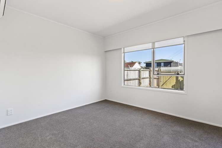 1/68 Lake Road Narrow Neck_4