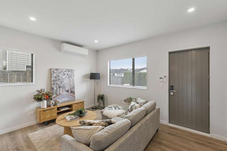 9 Survila Street Takanini_8