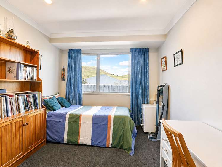 157 Ballintoy Park Drive Welcome Bay_15