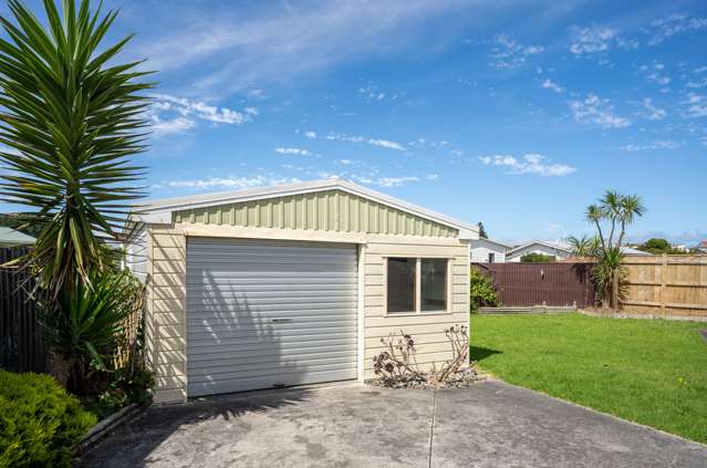 11 Simcox Street Otaki Beach_3