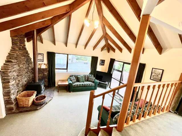 1 Burnett Place Lake Tekapo_2