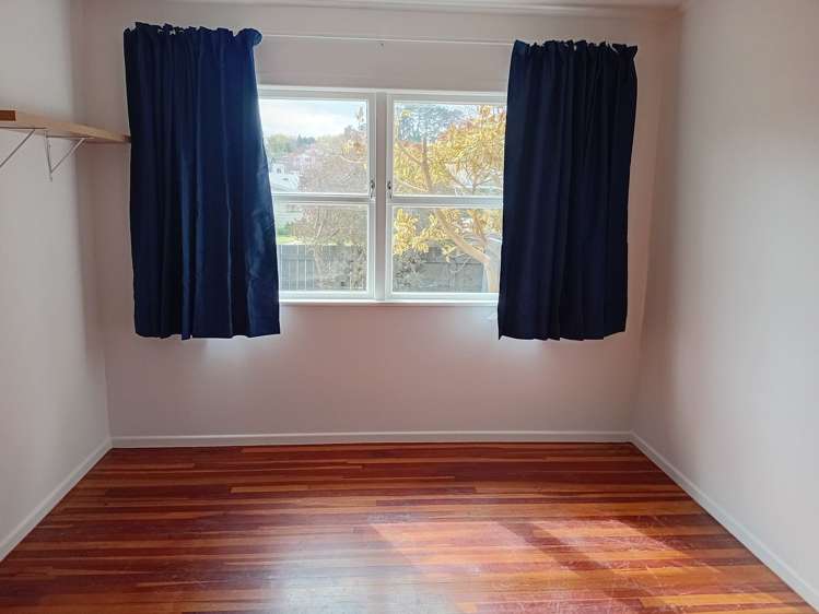 41 Jonathon Street Brookfield_10