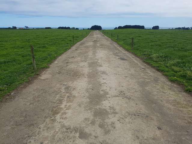 6 Perth Road Okato_4