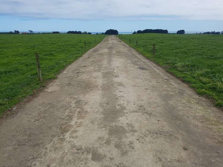 6 Perth Road Okato_4