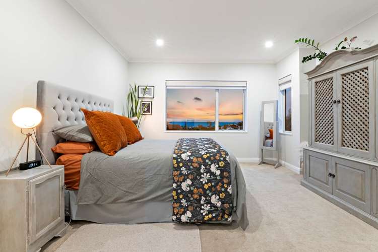 89e William Bayes Place Red Beach_14