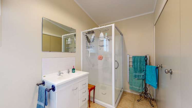 1677 Pyes Pa Road Oropi_13