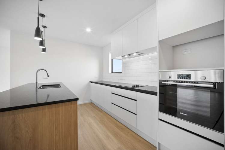 50F Kelman Road Kelston_11
