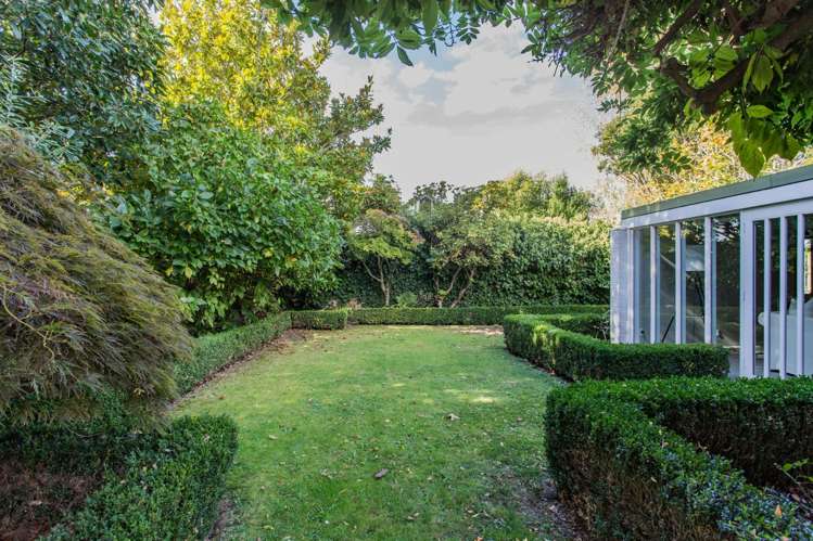 17 Chepstow Avenue 1438_17