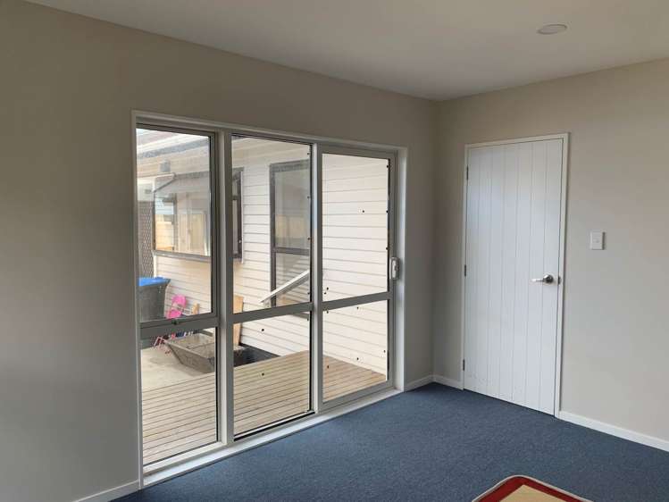 61 Kings Road Panmure_11