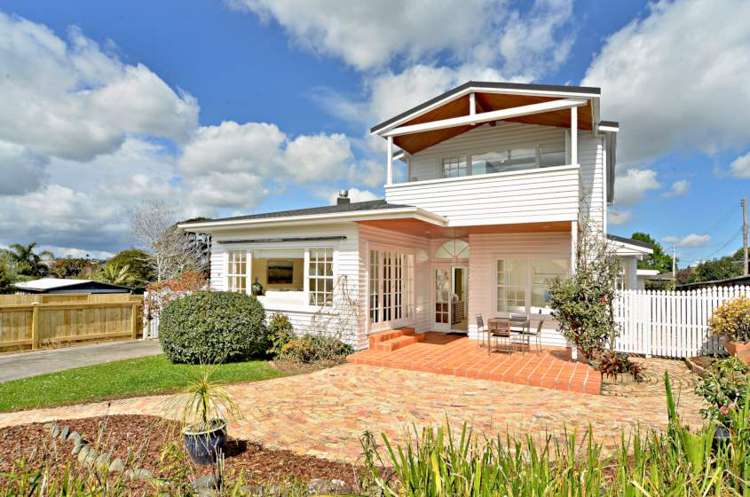 70 Marine Parade Mellons Bay_18