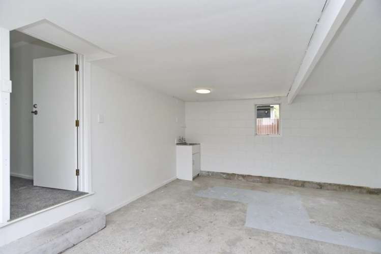 1/16 Kawau Crescent Bromley_12