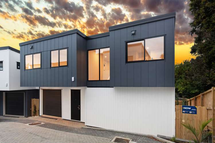 296 East Coast Road Forrest Hill_19