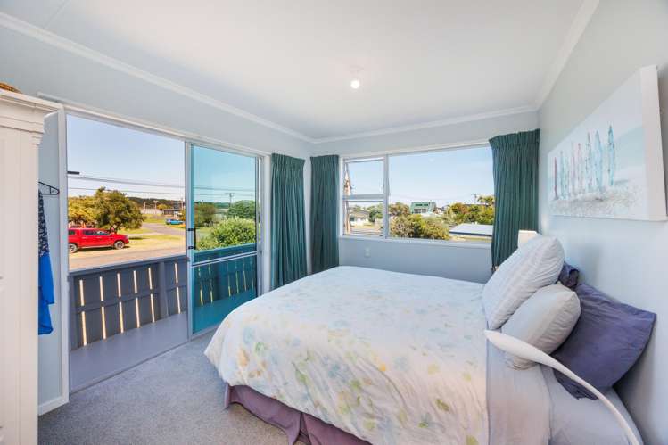 35 Shortt Street Foxton Beach_15