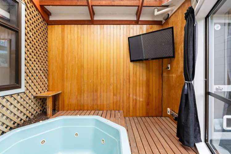 7 Charleston Avenue Boulcott_12