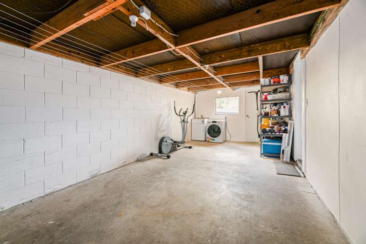 2/59 Archibald Road Kelston_19