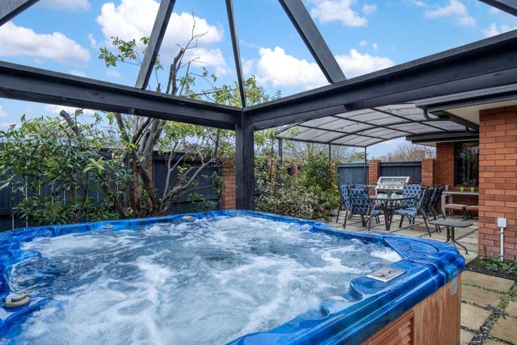 3 Maple Close Springlands_12