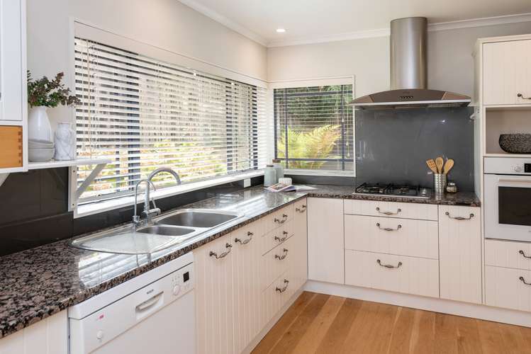 2/35 Clovelly Road Bucklands Beach_2