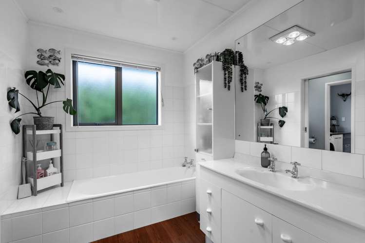 194 Racecourse Road Glengarry_16